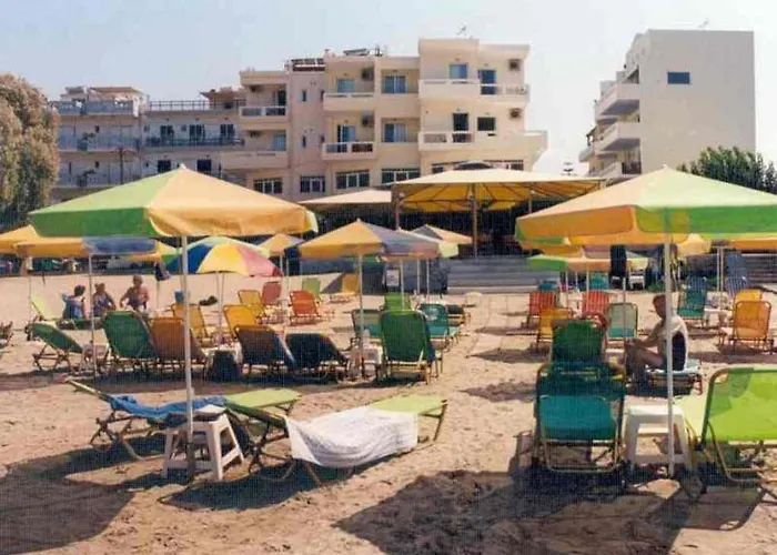Nea Elena Apartahotel 3*